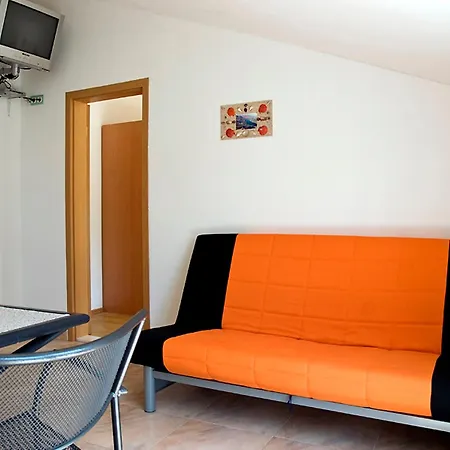 Apartments Marinovic Bacina Lakes
