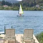 Franic Bacina Lakes Apartments *