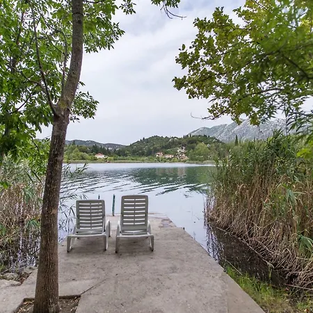 Marinovic Bacina Lakes Appartement *